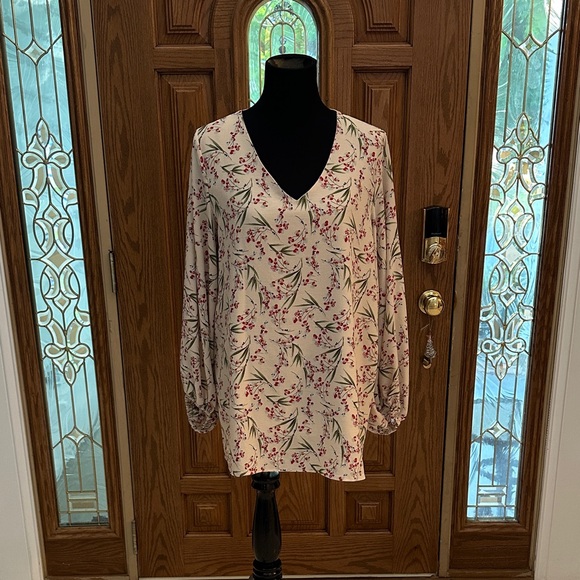 Belongsci Tops - 004 Belongsci Floral Top